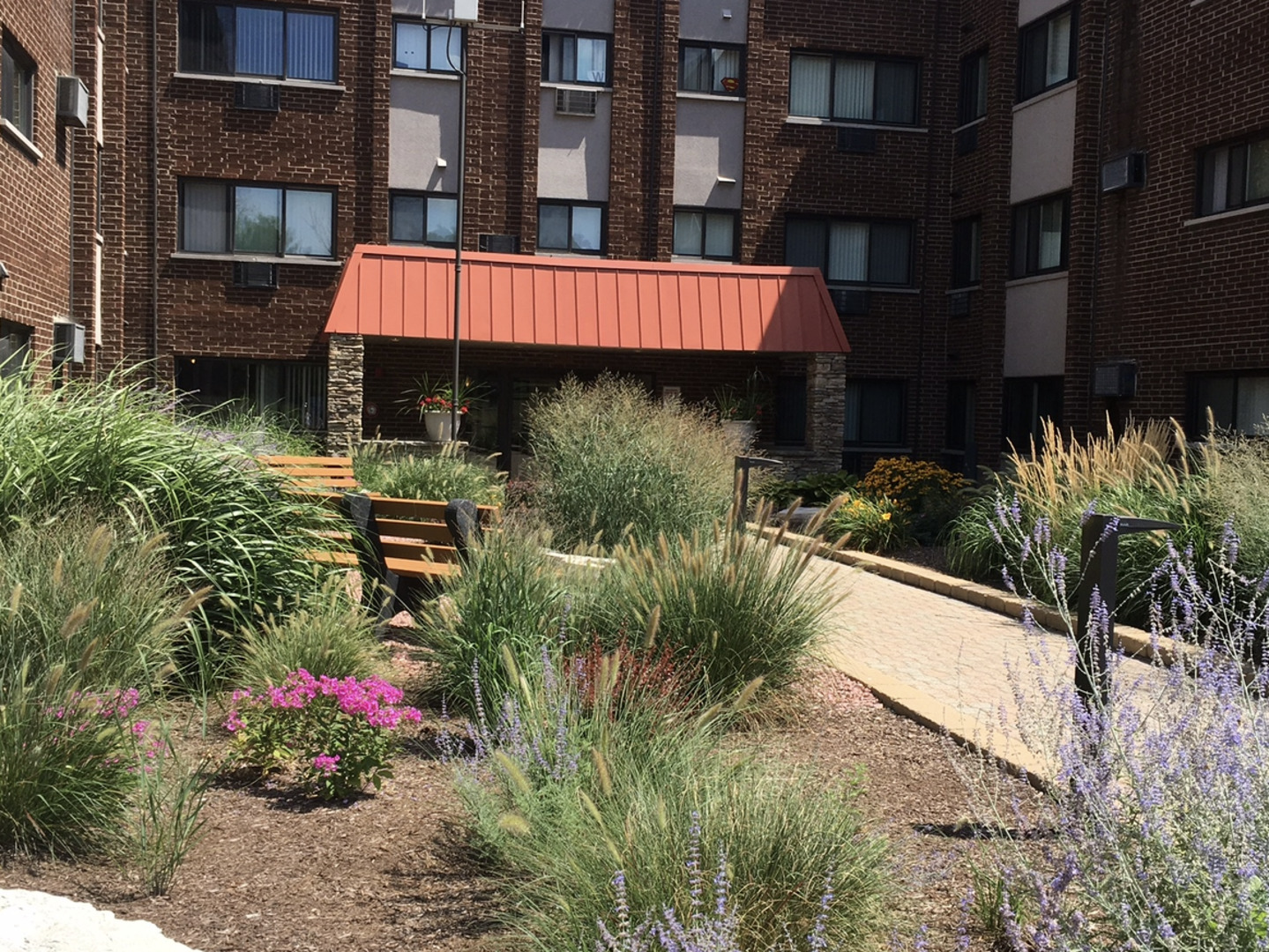 2021 South Wolf Rd Unit 416