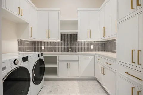 $2,750,000 | 14106 Heatherfield Drive, Houston, TX 77079