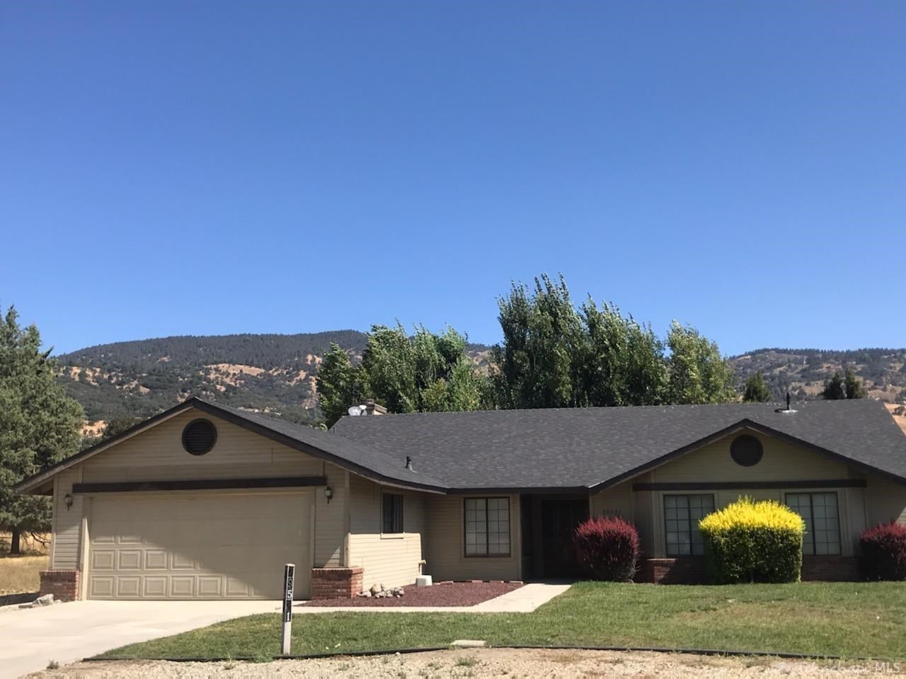 29521 Fawn Way Tehachapi, CA 93561 - Photo 6 of 14 Gallery Image 6
