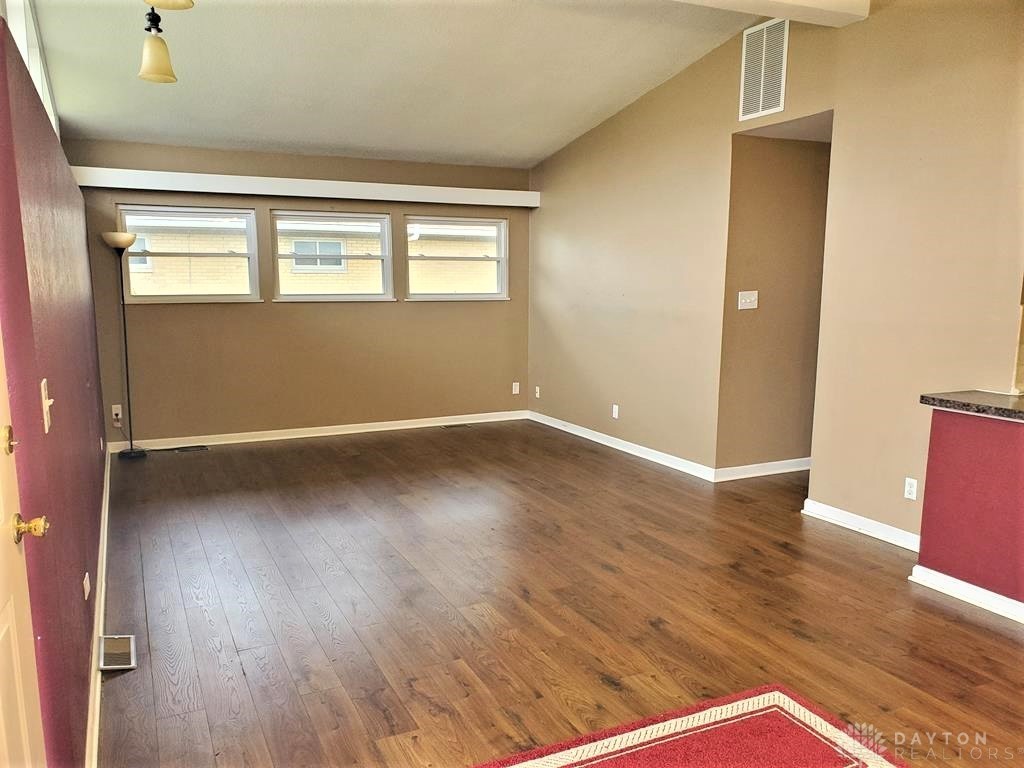 5322 Barrett Drive Riverside, OH 45431 - Photo 5 of 22