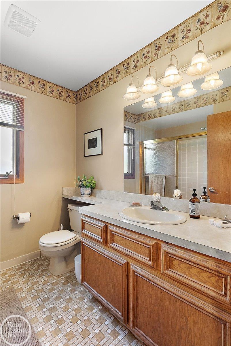 3286 Sandy Point Utica, MI 48316 - Photo 46 of 67