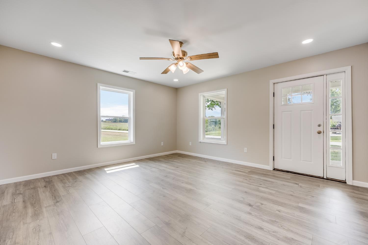 11176 Gatch Hill Road Aurora, IN 47001 - Photo 5 of 49