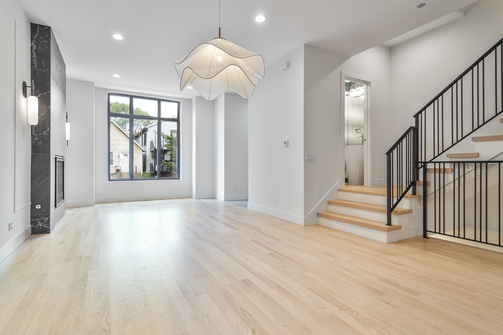 2055 West Race Avenue Chicago, IL 60612 - Photo 11 of 36 a view of an entryway with wooden floor