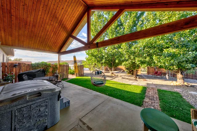 $1,295,000 | 610 Highway 14, Greybull, WY 82426