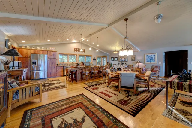 $1,295,000 | 610 Highway 14, Greybull, WY 82426