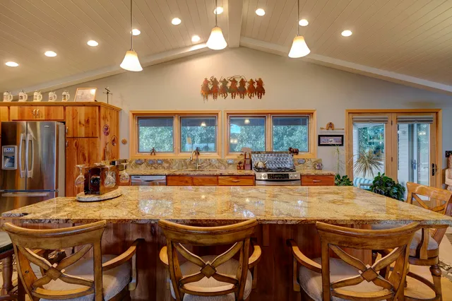 $1,295,000 | 610 Highway 14, Greybull, WY 82426