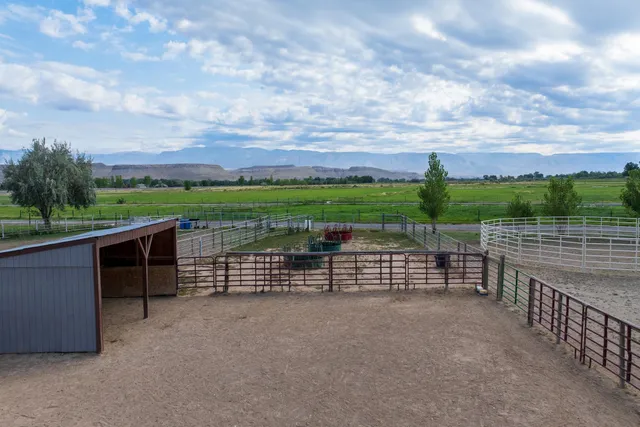 $1,295,000 | 610 Highway 14, Greybull, WY 82426