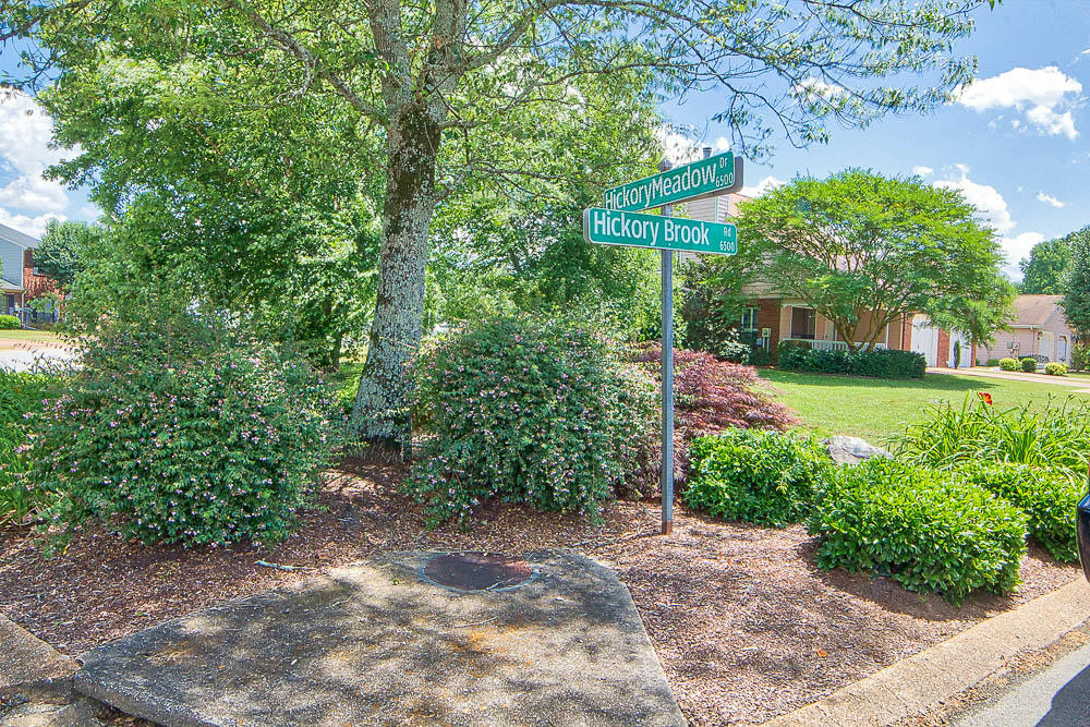 6594 Hickory Brook Road Chattanooga, TN 37421 - Photo 4 of 28 corner