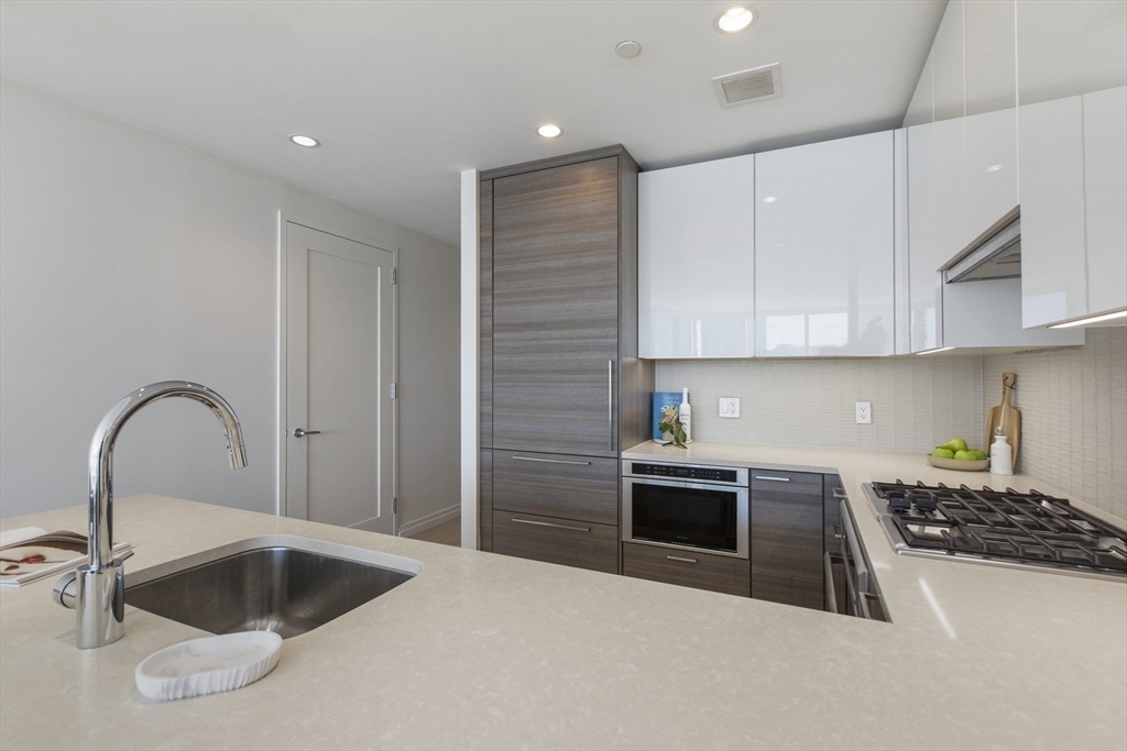 1 Franklin Street, Unit 2310 Boston, MA 02110 - Photo 11 of 41