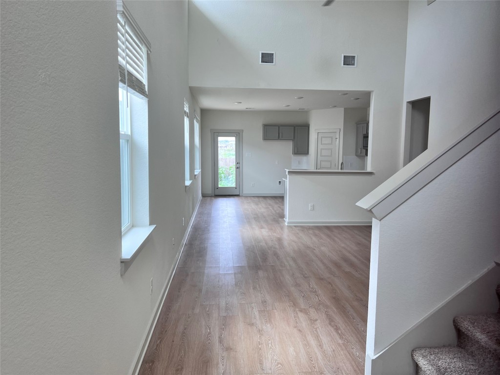 112 New Hampton Way San Marcos, TX 78666 - Photo 5 of 17