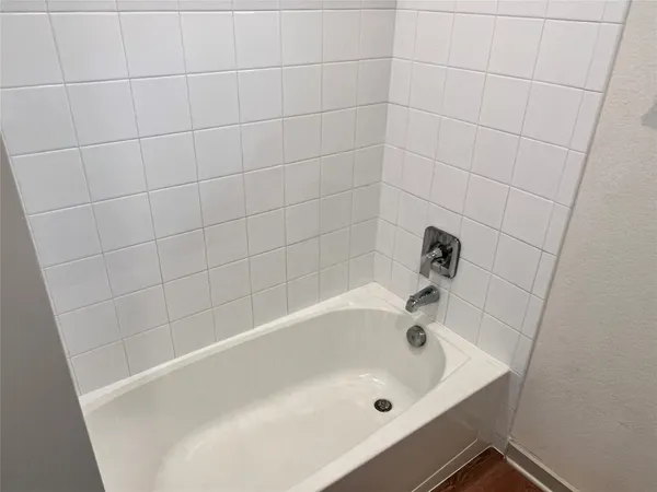 $1,999 | 112 New Hampton Way, San Marcos, TX 78666