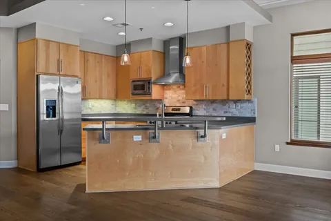 $580,000 | 117 30th Avenue North, Unit 401, Nashville, TN 37203