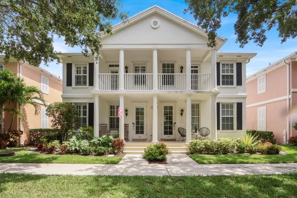 $699,900 | 133 Farmingdale Drive, Jupiter, FL 33458