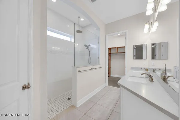 a view of an empty walk in closet