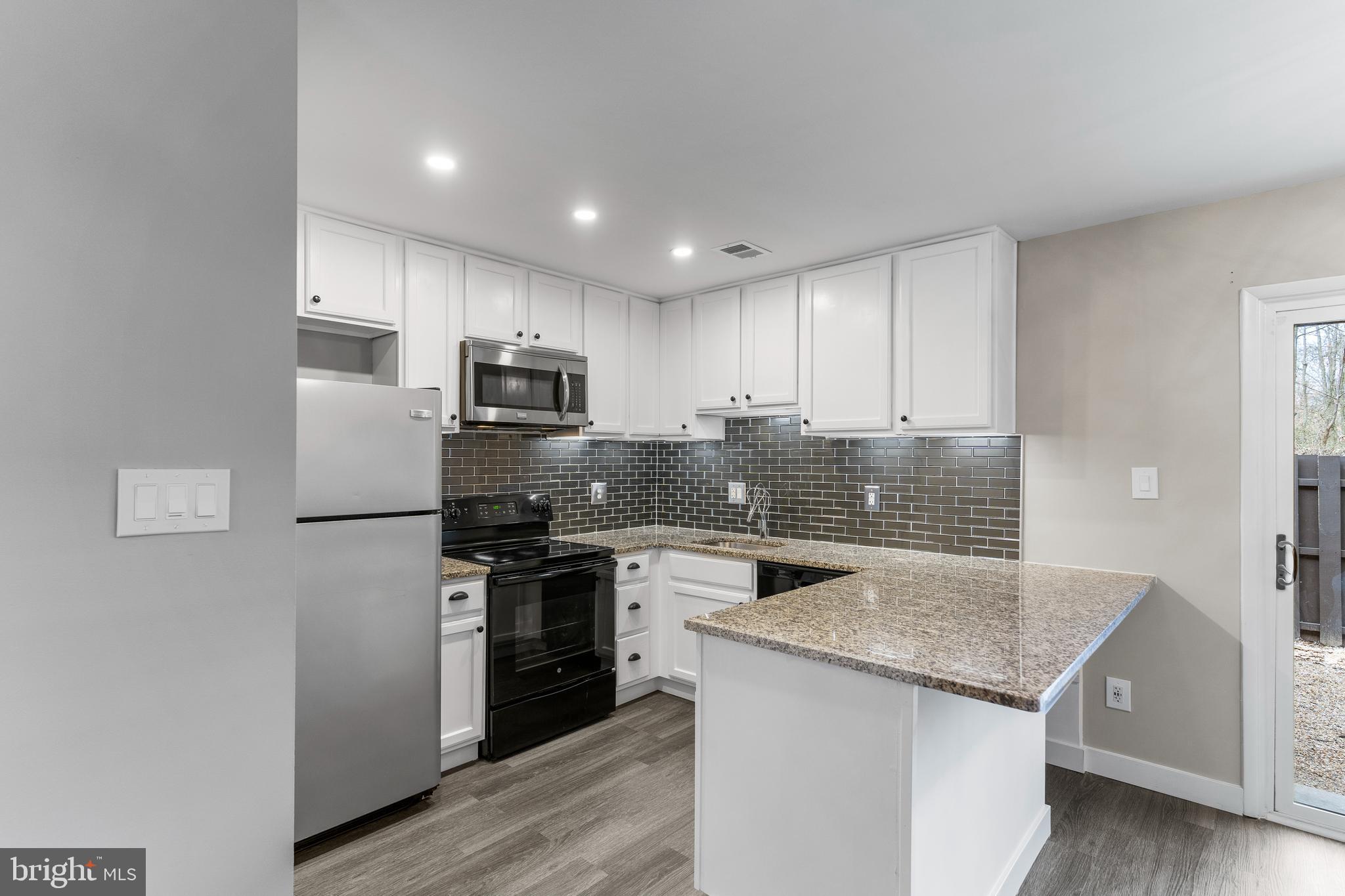 2138 Cartwright Place Reston, VA 20191 - Photo 10 of 27 So many amazing upgrades