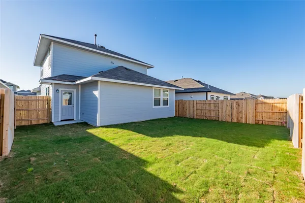 $1,975 | 342 Jade Street, Maxwell, TX 78656