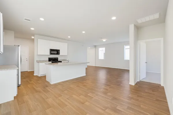 $1,975 | 342 Jade Street, Maxwell, TX 78656