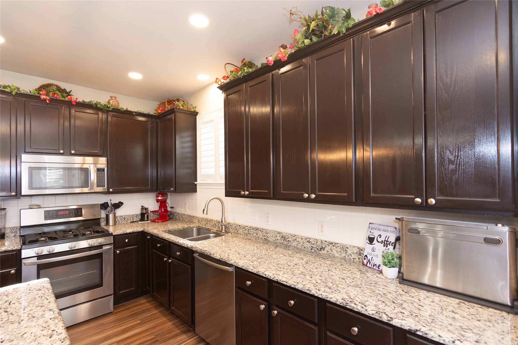 5609 Magee Bend Austin, TX 78749 - Photo 13 of 39