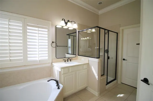 $3,100 | 528 Tuscan Drive, Irving, TX 75039