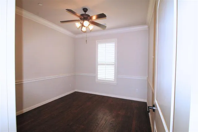 $3,100 | 528 Tuscan Drive, Irving, TX 75039