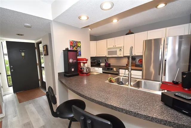 $1,800 | 1608 Bayhouse Point Drive, Unit GL304, Sarasota, FL 34231