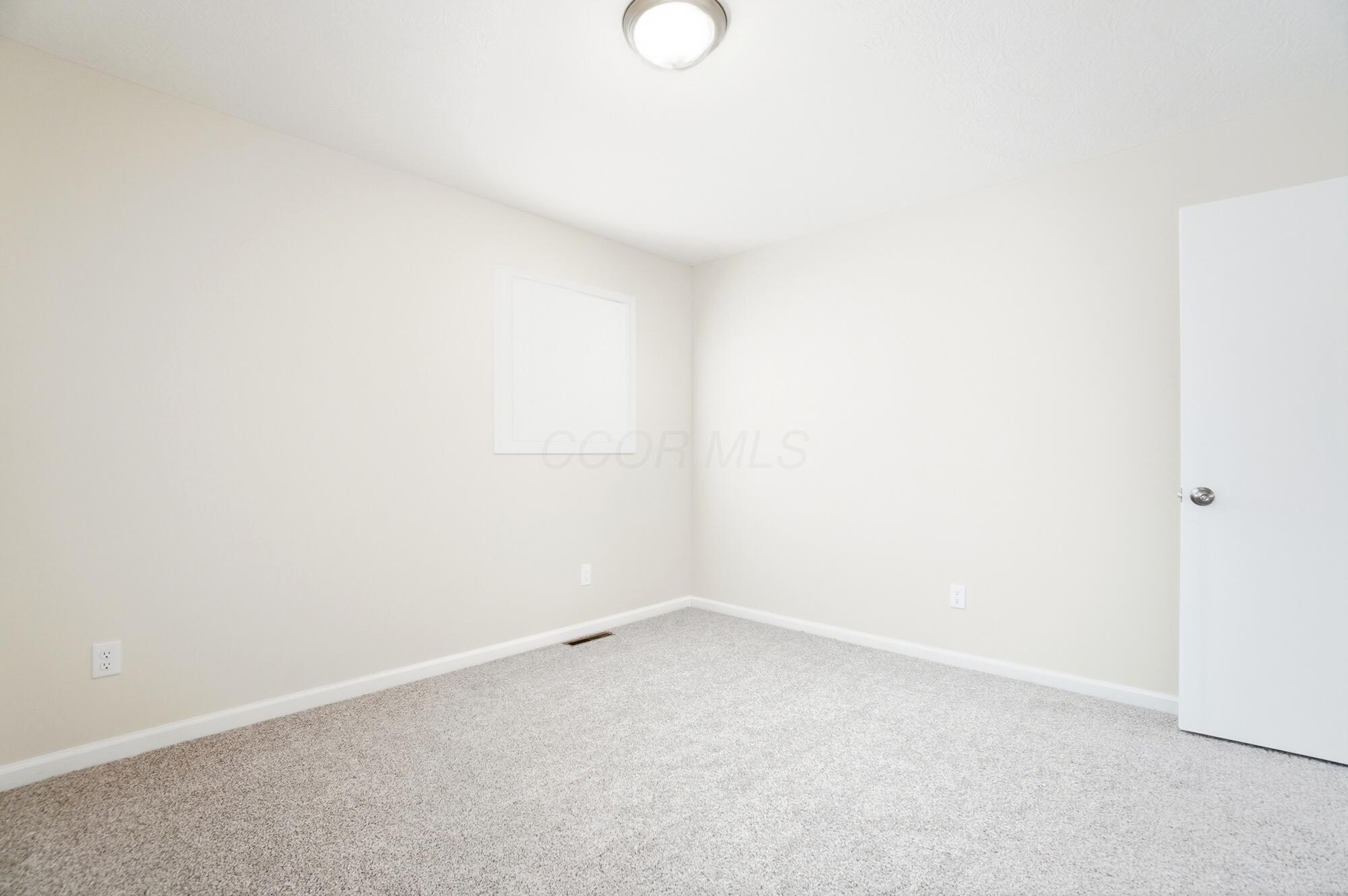 3824 Wade Road Columbus, OH 43232 - Photo 26 of 42 Bedroom 2