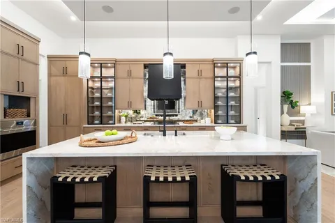 $6,000,000 | 4525 Club Estates Drive, Naples, FL 34114