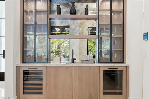 $6,000,000 | 4525 Club Estates Drive, Naples, FL 34114