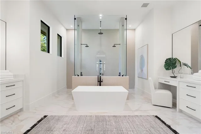 $6,000,000 | 4525 Club Estates Drive, Naples, FL 34114