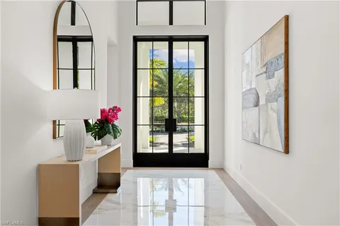 $6,000,000 | 4525 Club Estates Drive, Naples, FL 34114