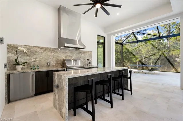 $6,000,000 | 4525 Club Estates Drive, Naples, FL 34114