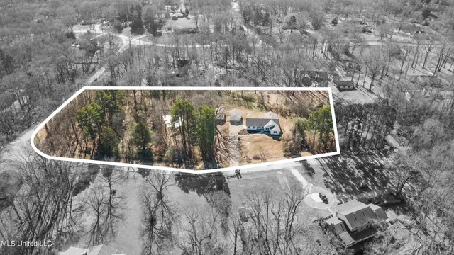 $479,000 | 6020 Northwood Drive, Olive Branch, MS 38654