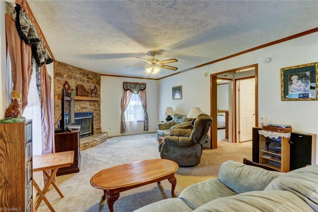 537 Manley Farm Road Reidsville, NC 27320 - Photo 22 of 30 Gallery Image 22