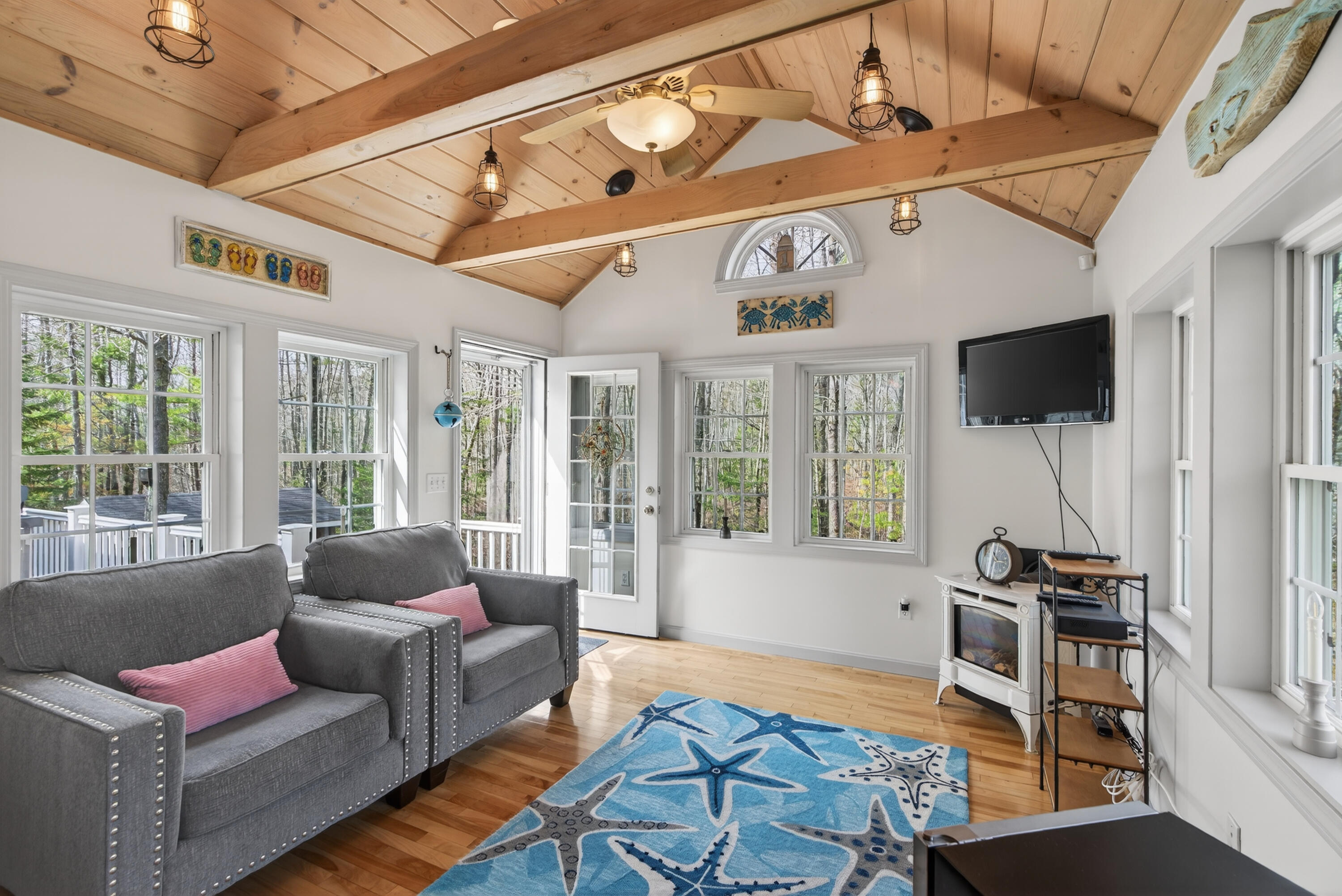 853 Littlefield Road Wells, ME 04090 - Photo 18 of 47 4 Season Room