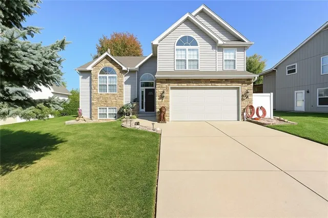 $499,000 | 13648 West 129th Place, Olathe, KS 66062