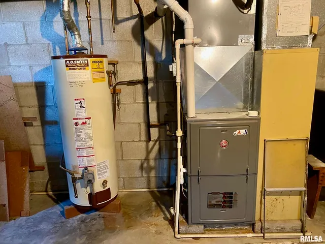 $245,000 | 807 West Market Street, Christopher, IL 62822