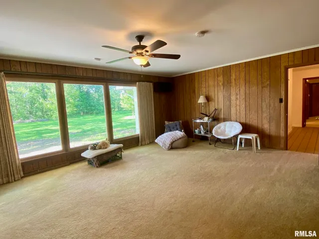 $245,000 | 807 West Market Street, Christopher, IL 62822