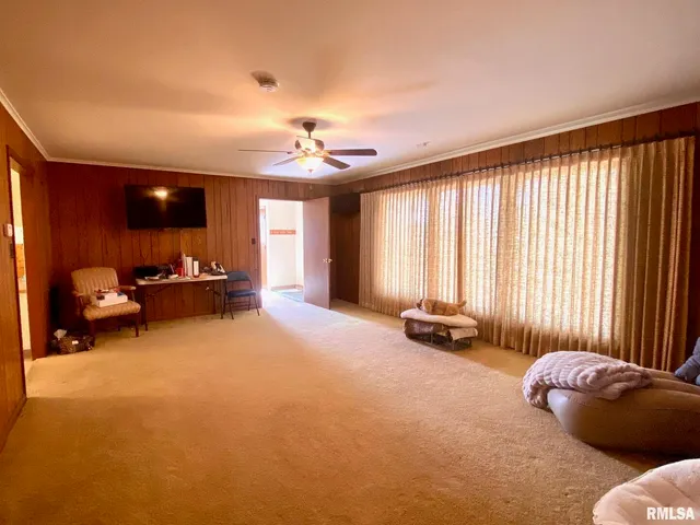 $245,000 | 807 West Market Street, Christopher, IL 62822