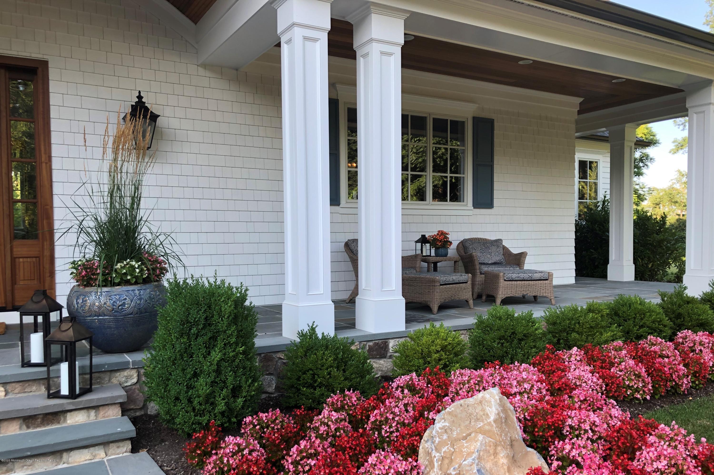 96 Ridge Road Rumson, NJ 07760 - Photo 4 of 37 Beautiful Landscaping & Gardens