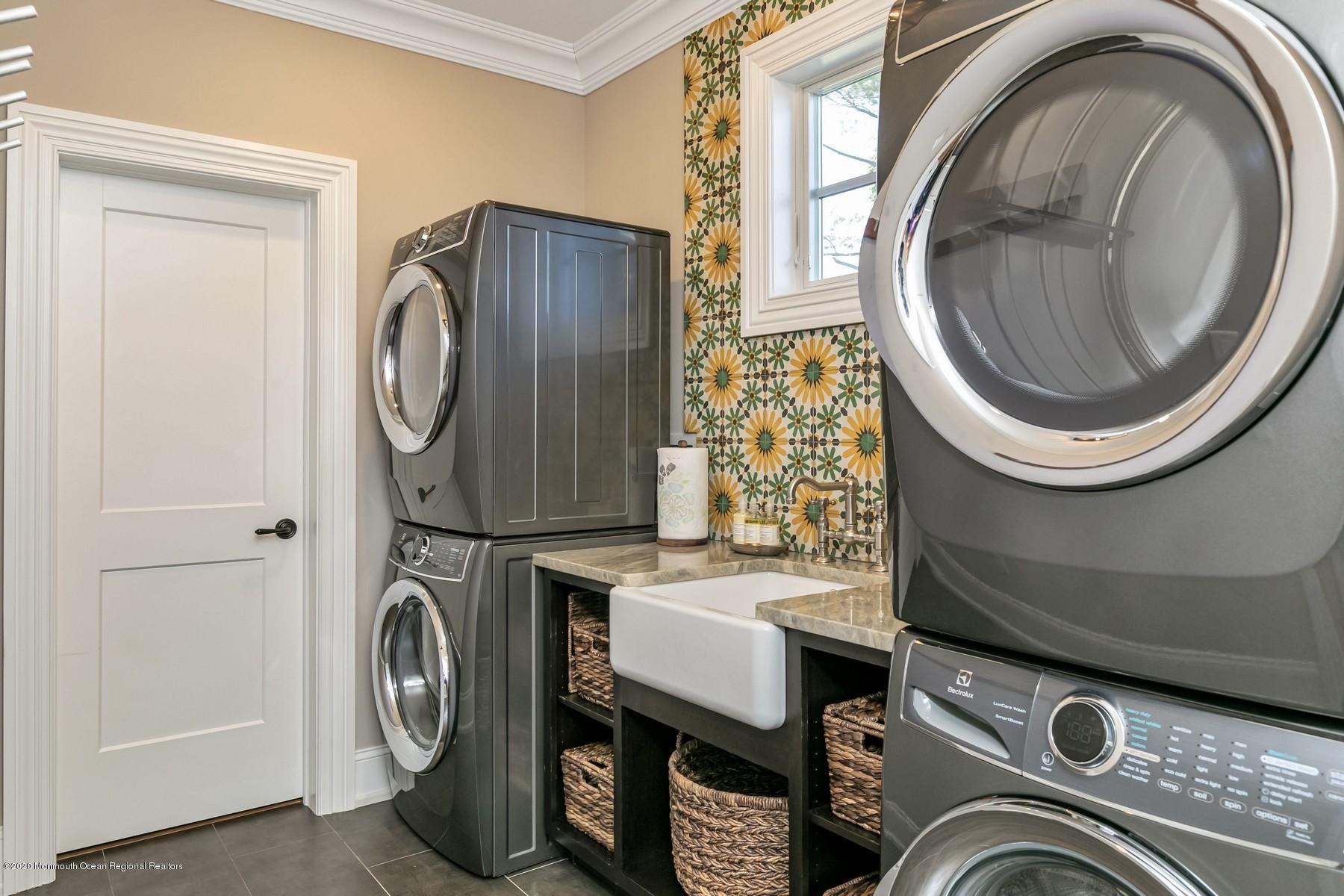 96 Ridge Road Rumson, NJ 07760 - Photo 31 of 37 Convenient 2nd Level Laundry Double W-D