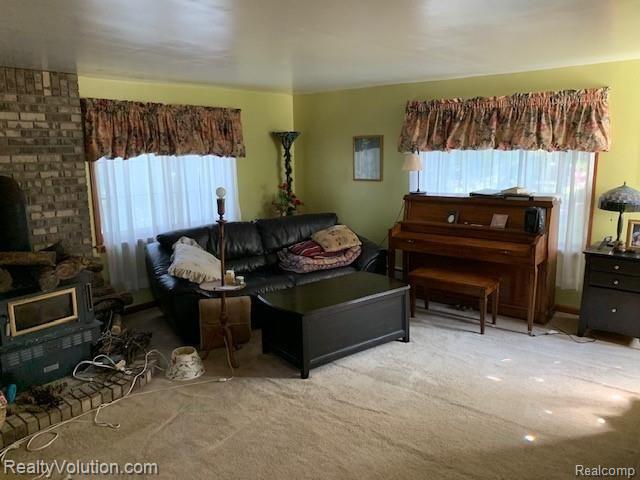 305 North Summers Road Imlay City, MI 48444 - Photo 6 of 22 IMG_2518.jpg
