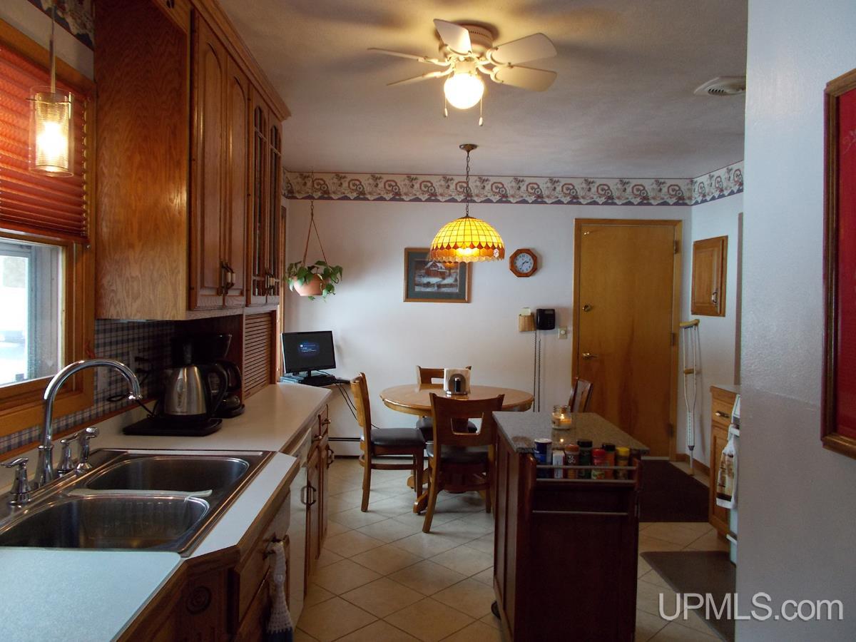716 West Gulliver Lake Road Gulliver, MI 49840 - Photo 13 of 27
