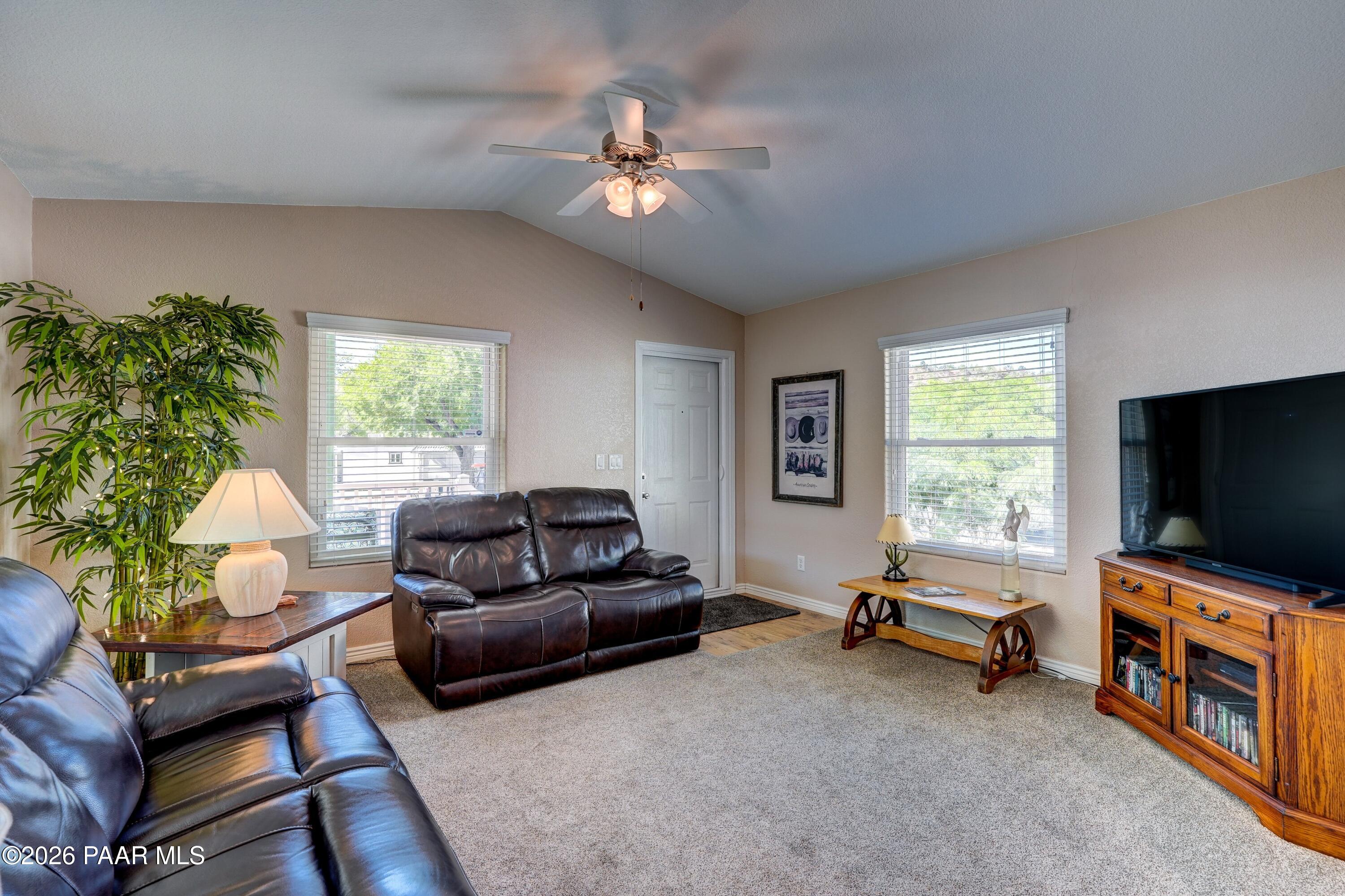 11250 East State Rte 69, Unit 1107 Prescott Valley, AZ 86314 - Photo 4 of 17 Sold Fully furnished