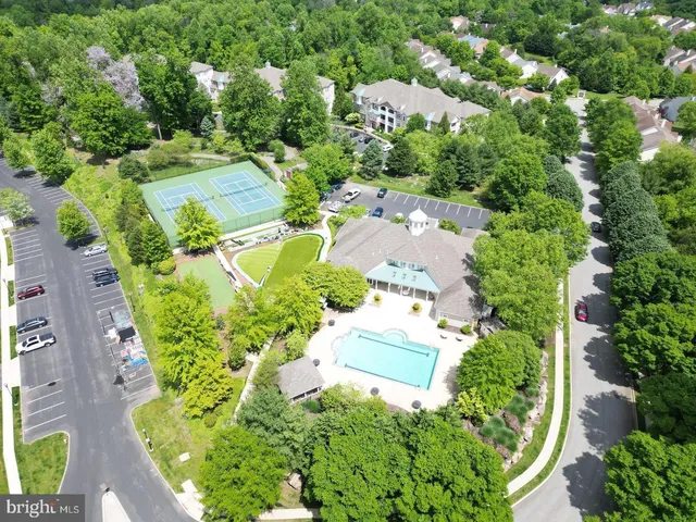 $309,900 | 3000 Village Way, Unit 3101, Boothwyn, PA 19061