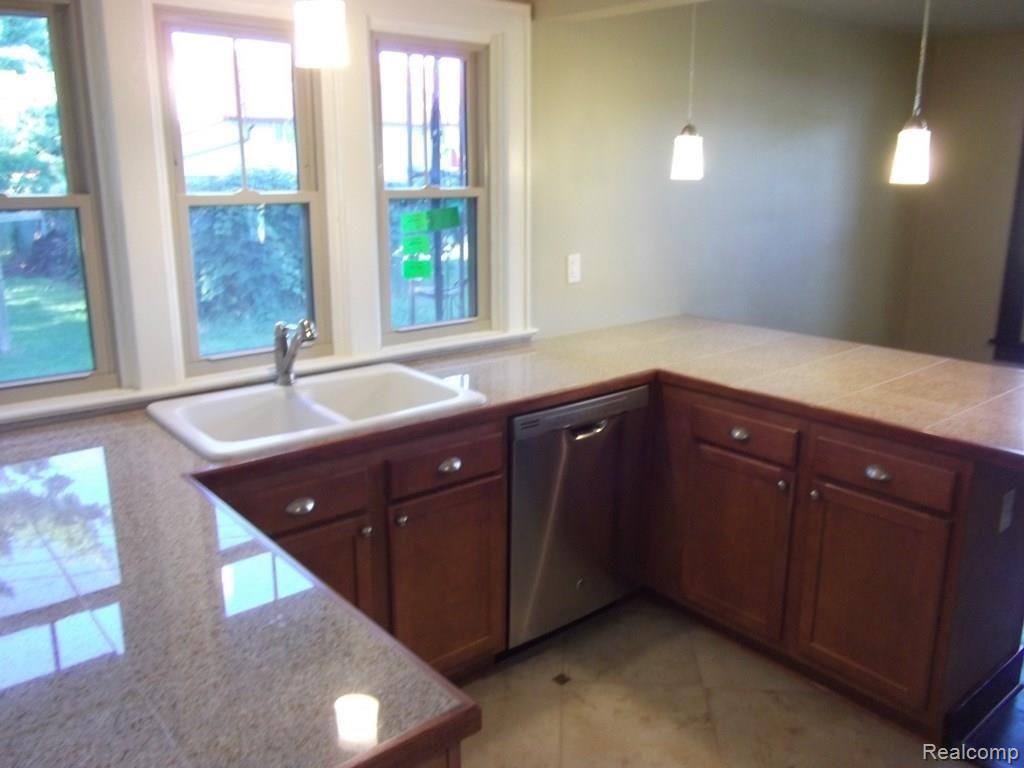 14 West Castle Road Fostoria, MI 48435 - Photo 17 of 39 14 Castle 025.jpg