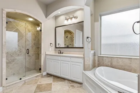 $1,097,000 | 2220 Trophy Club Drive, Trophy Club, TX 76262
