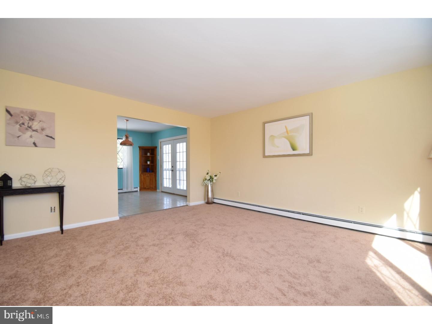1403 Evans Road Pottstown, PA 19465 - Photo 5 of 25 Living Room