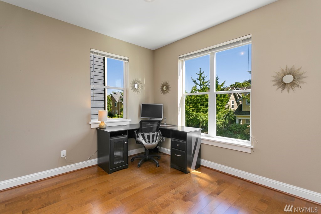 3008 Southwest Graham Street Seattle, WA 98126 - Photo 12 of 26 Gallery Image 12