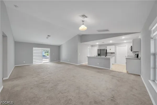 $1,600 | 2617 53rd Street West, Lehigh Acres, FL 33971