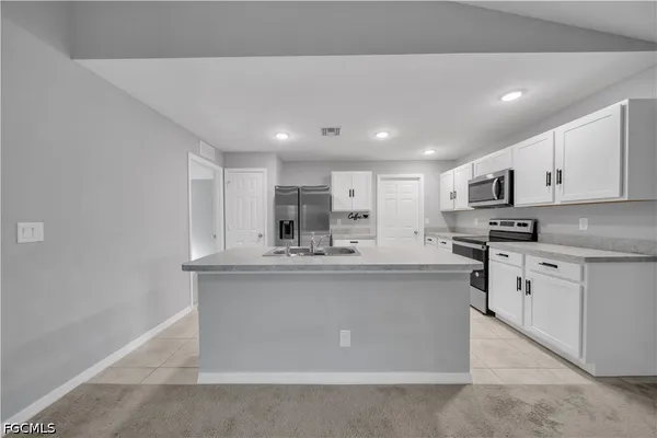 $1,600 | 2617 53rd Street West, Lehigh Acres, FL 33971